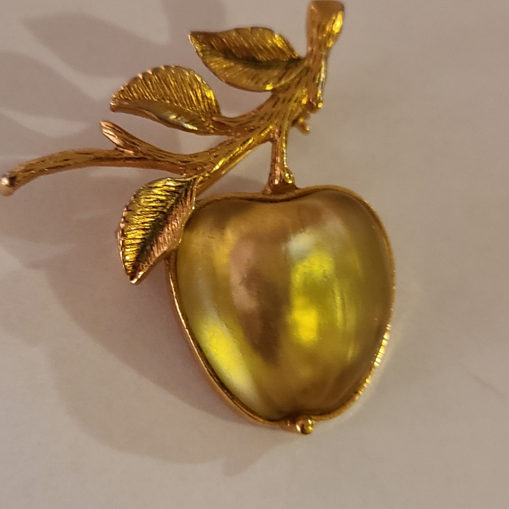 Sarah Coventry Jewelry Brooch Pin - Picture 6 of 6